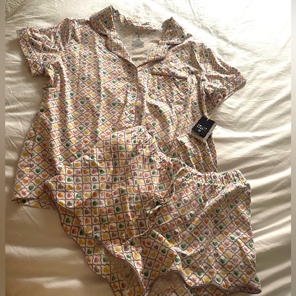Roller Rabbit x Target NWT Pajama Set - Picture 5 of 7